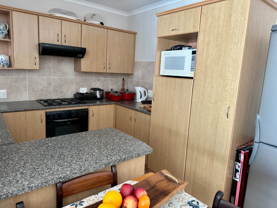 4 Bedroom Property for Sale in Fraaiuitsig Western Cape